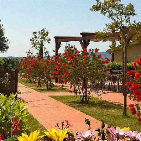 Lägenhet Villaggio La Pieve Di Pomaia
